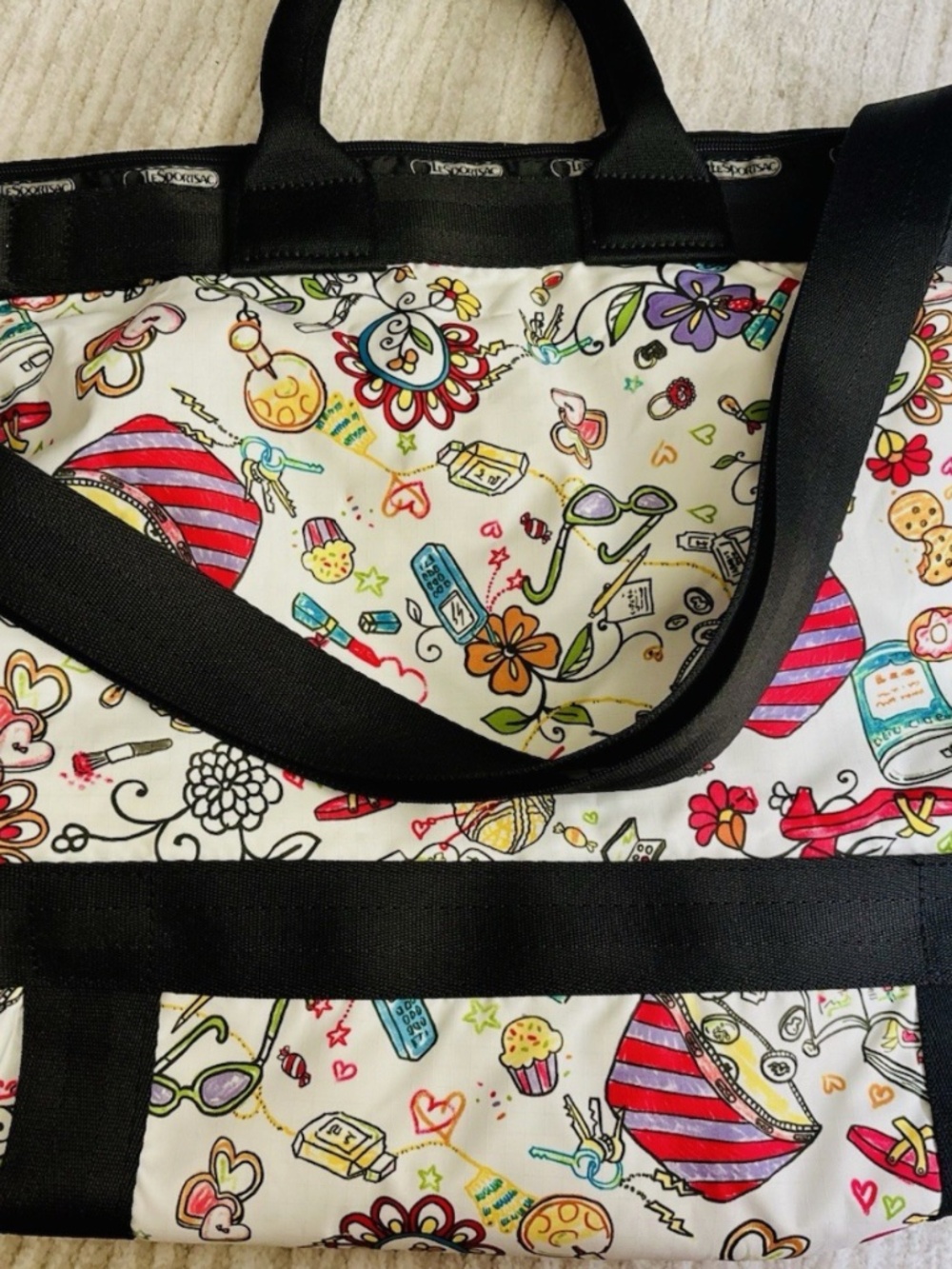 RARE VINTAGE NEW LeSportsac "Doodle" Art Print Duffle Bag Medium Weekender Tote